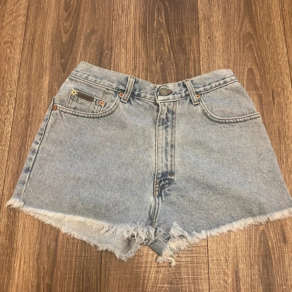 Calvin Klein Women’s Vintage 90s Mom Shorts Size 7 Made In USA Light Wash